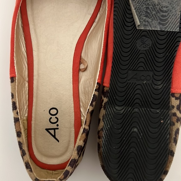 Female red and leopard brown shoes - Picture 4 of 5